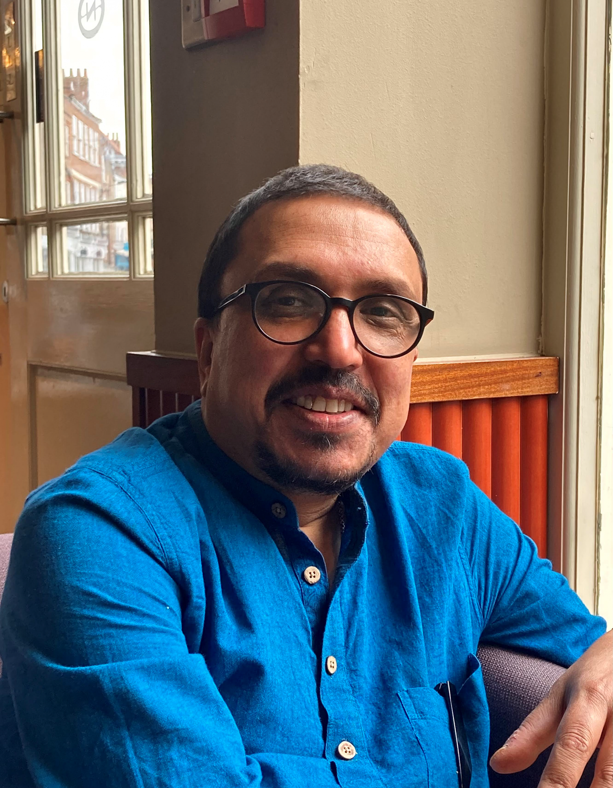 Read more about the article Dr. Sumit Mazumdar